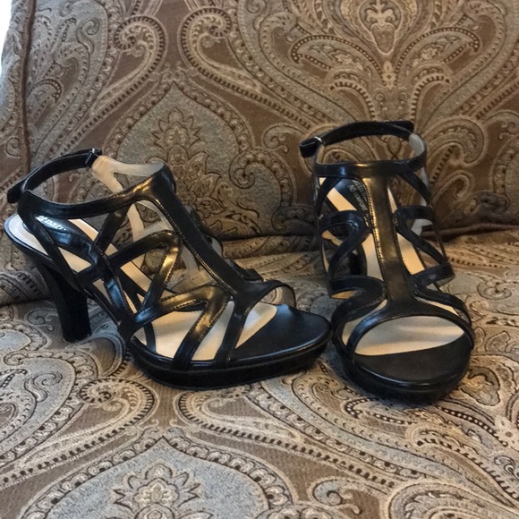 Naturalizer Shoes - Naturalizer sandals